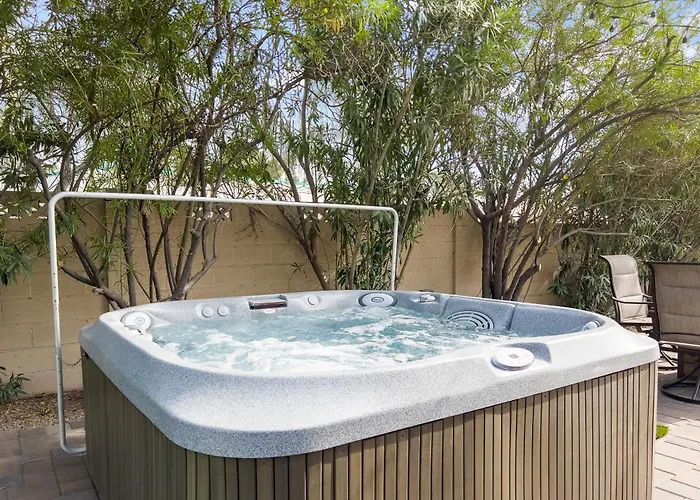 Holiday home The Sunset House - Pool, Hot Tub & Putting *